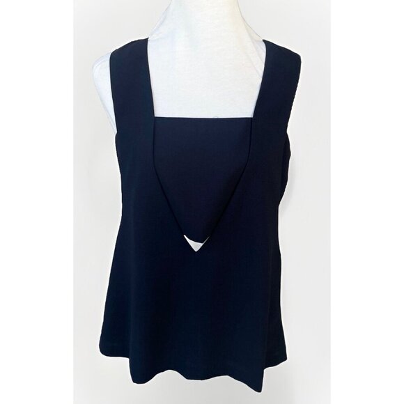 English Factory Women’s Black Cut Out Sleeveless Top Size L NWOT - Picture 3 of 11